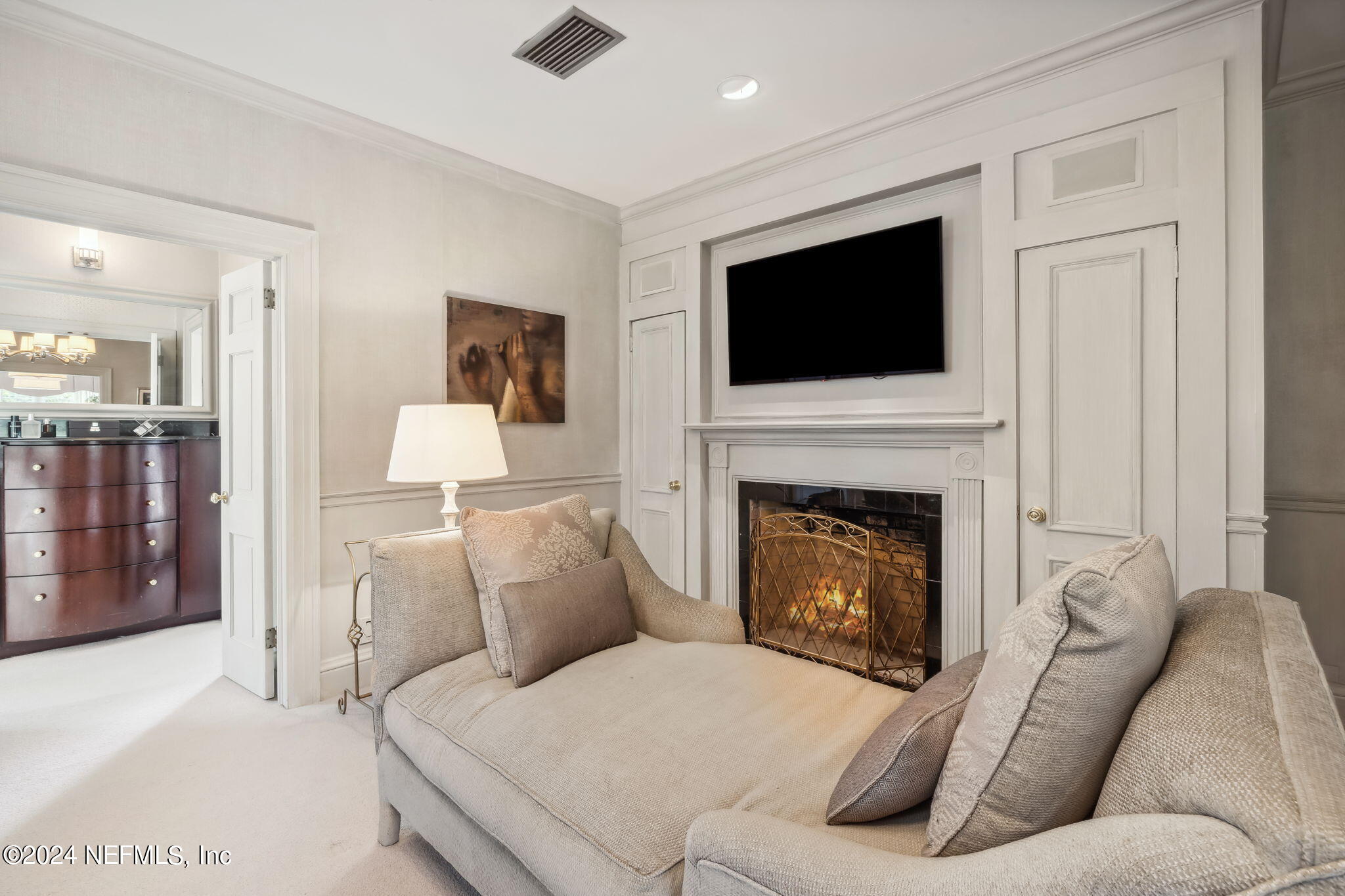 8179 Hollyridge Road Jacksonville, FL 32256 - Photo 26 of 79 Primary Fireplace