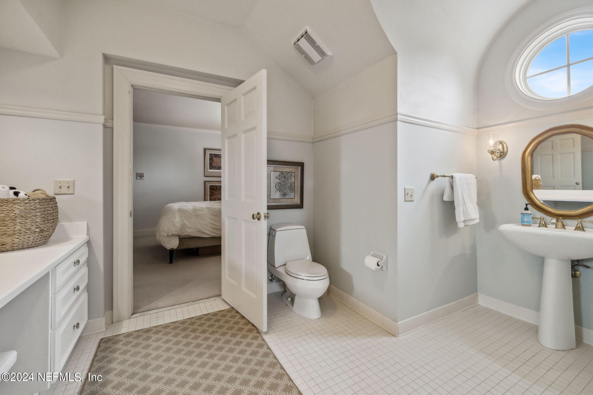 8179 Hollyridge Road Jacksonville, FL 32256 - Photo 43 of 79 5th full Bathroom