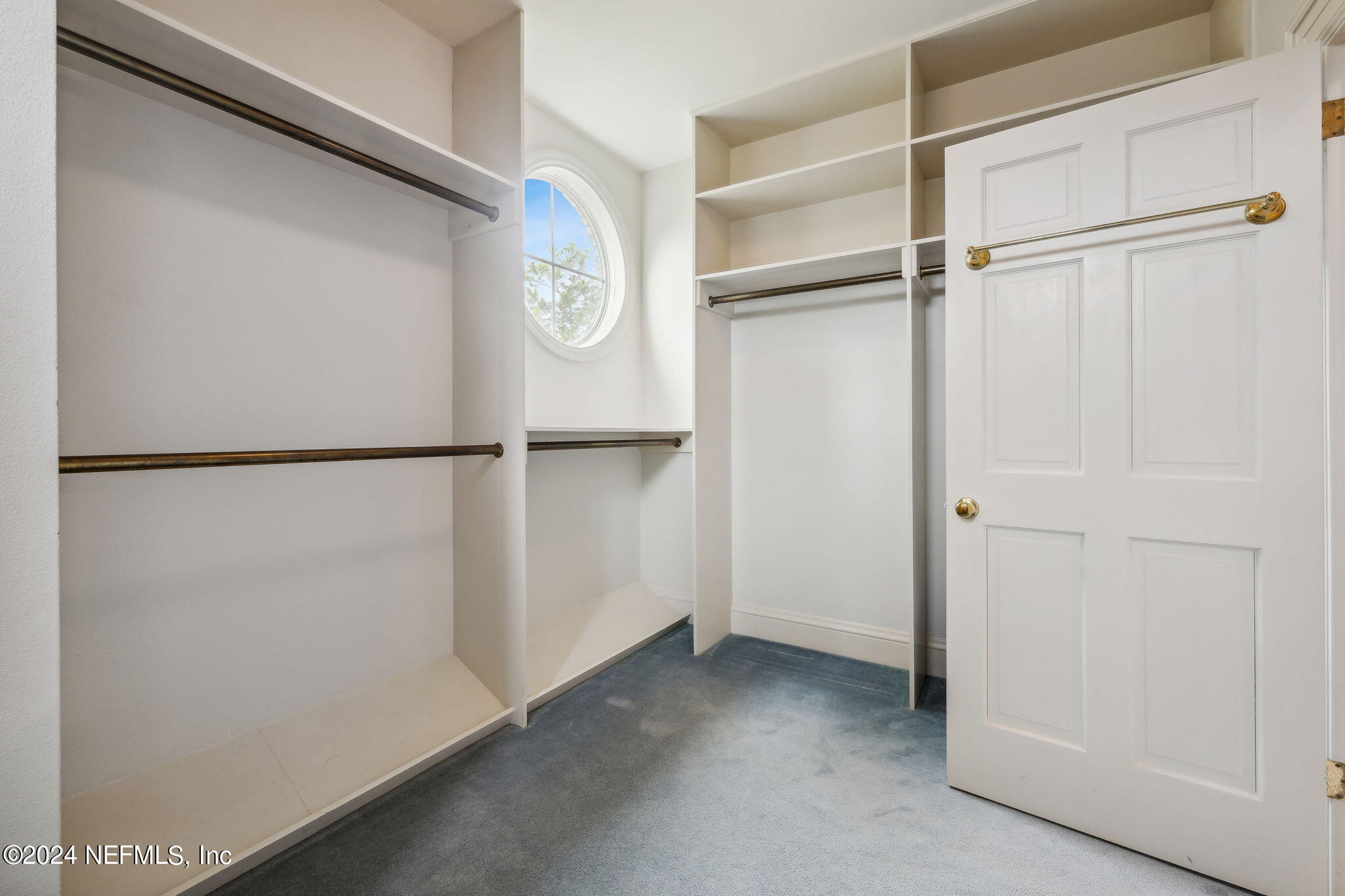 8179 Hollyridge Road Jacksonville, FL 32256 - Photo 45 of 79 Huge Closet
