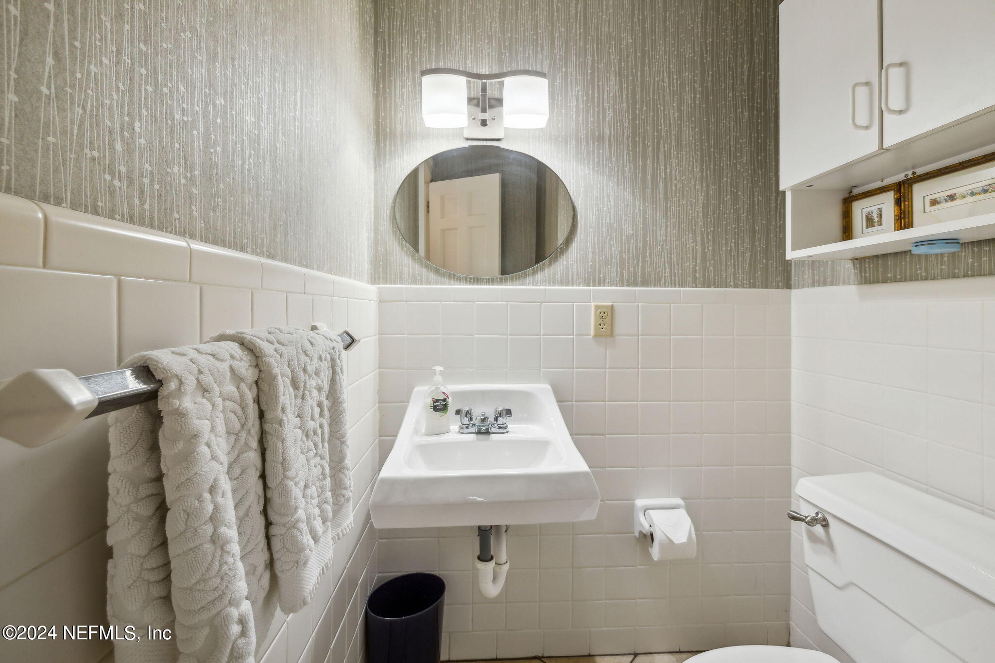 8179 Hollyridge Road Jacksonville, FL 32256 - Photo 47 of 79 Half Pool Bathroom