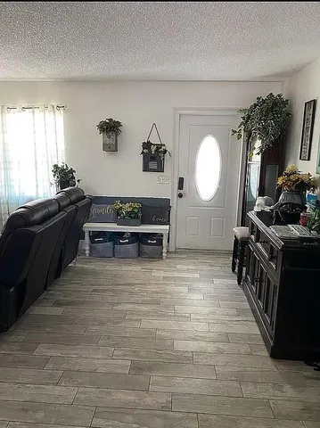 $399,000 | 1567 Northeast 21st Terrace West, Jensen Beach, FL 34957