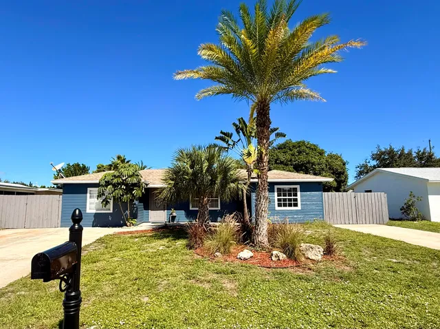 $399,000 | 1567 Northeast 21st Terrace West, Jensen Beach, FL 34957