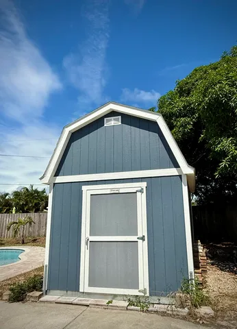 $399,000 | 1567 Northeast 21st Terrace West, Jensen Beach, FL 34957