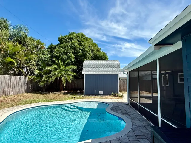 $399,000 | 1567 Northeast 21st Terrace West, Jensen Beach, FL 34957