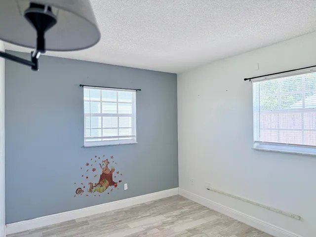 $399,000 | 1567 Northeast 21st Terrace West, Jensen Beach, FL 34957