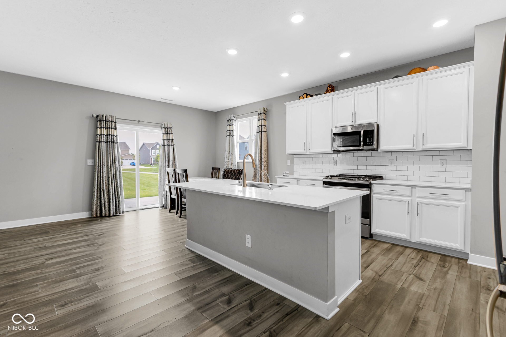 8856 Boylan Place Pendleton, IN 46064 - Photo 4 of 38
