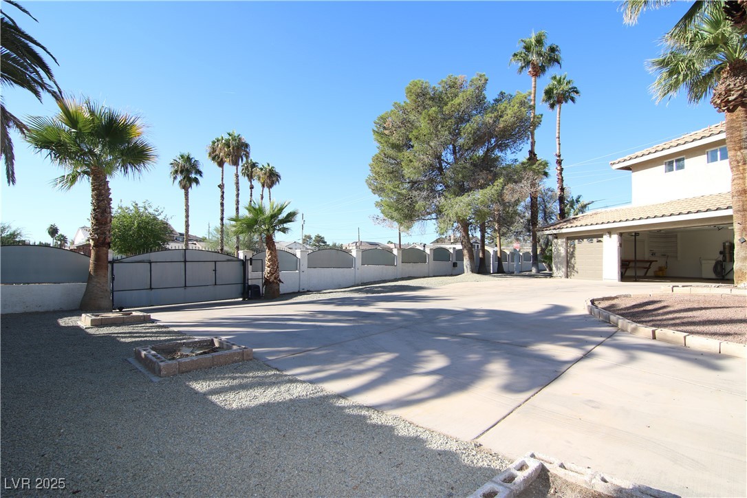 3222 East Viking Road Las Vegas, NV 89121 - Photo 38 of 38 Electric Gate