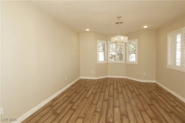 $3,999 | 3222 East Viking Road, Las Vegas, NV 89121