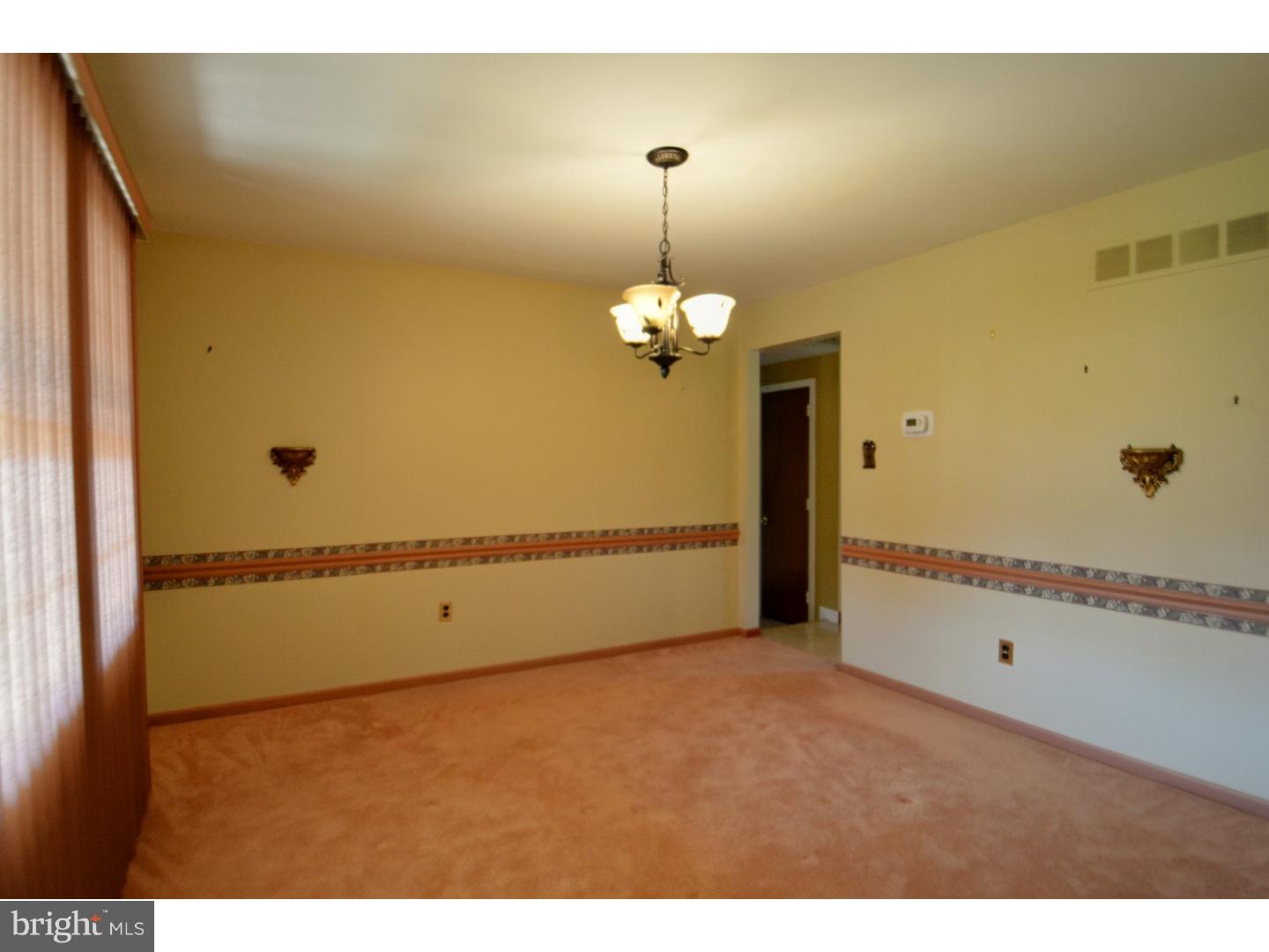 108 Morrison Road New Castle, DE 19720 - Photo 6 of 25 Dining Room