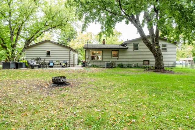 $285,000 | 1246 Adams Drive, St. Joseph, MI 49085