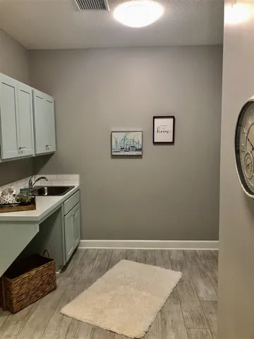 $480,000 | 3913 North Solano Street, Wichita, KS 67205