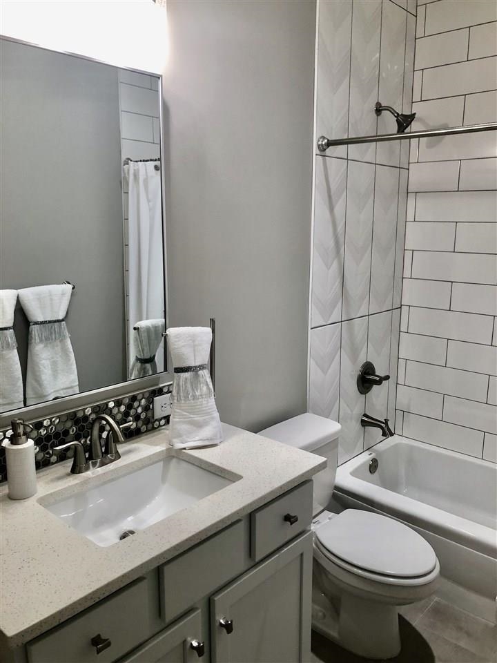 3913 North Solano Street Wichita, KS 67205 - Photo 24 of 25 2nd master bath