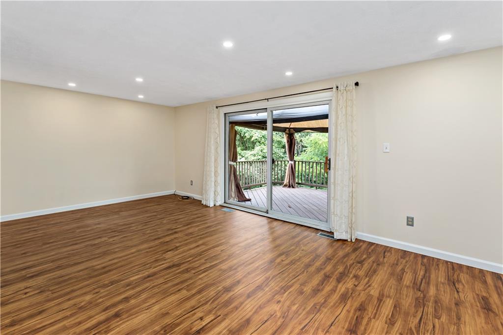 649 Deer Watch Road Bridgeville, PA 15017 - Photo 14 of 37 Gallery Image 14