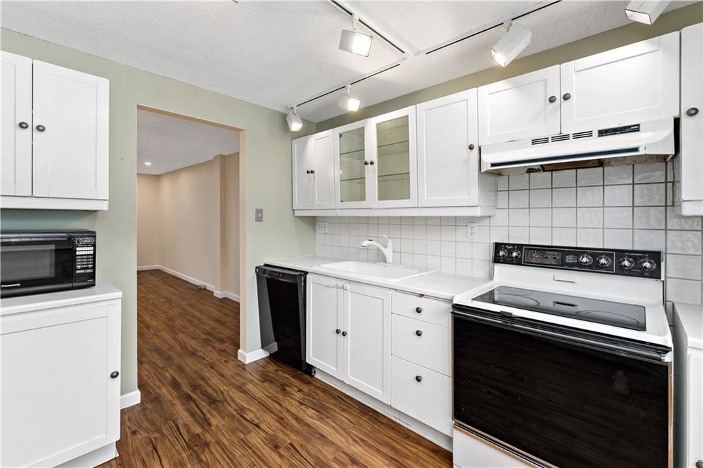 649 Deer Watch Road Bridgeville, PA 15017 - Photo 7 of 37 Gallery Image 7
