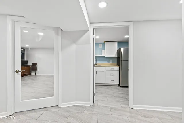 $2,300 | 630 Broad Street, Unit 2, Bristol, TN 37620