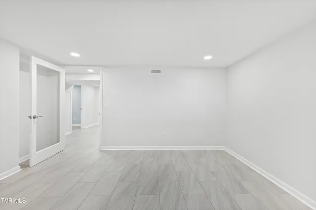 $2,300 | 630 Broad Street, Unit 2, Bristol, TN 37620