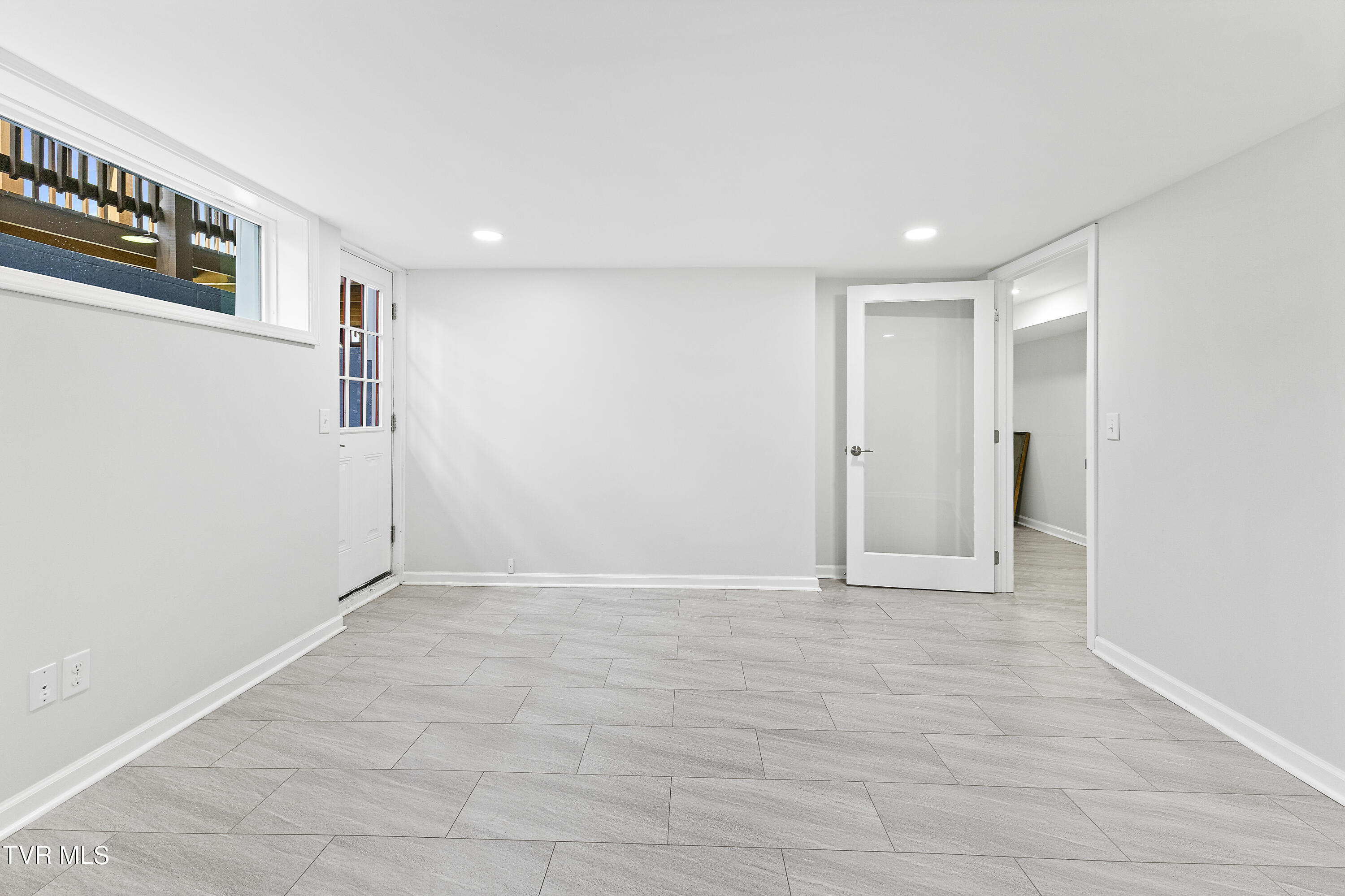 630 Broad Street, Unit 2 Bristol, TN 37620 - Photo 18 of 32 128A1209