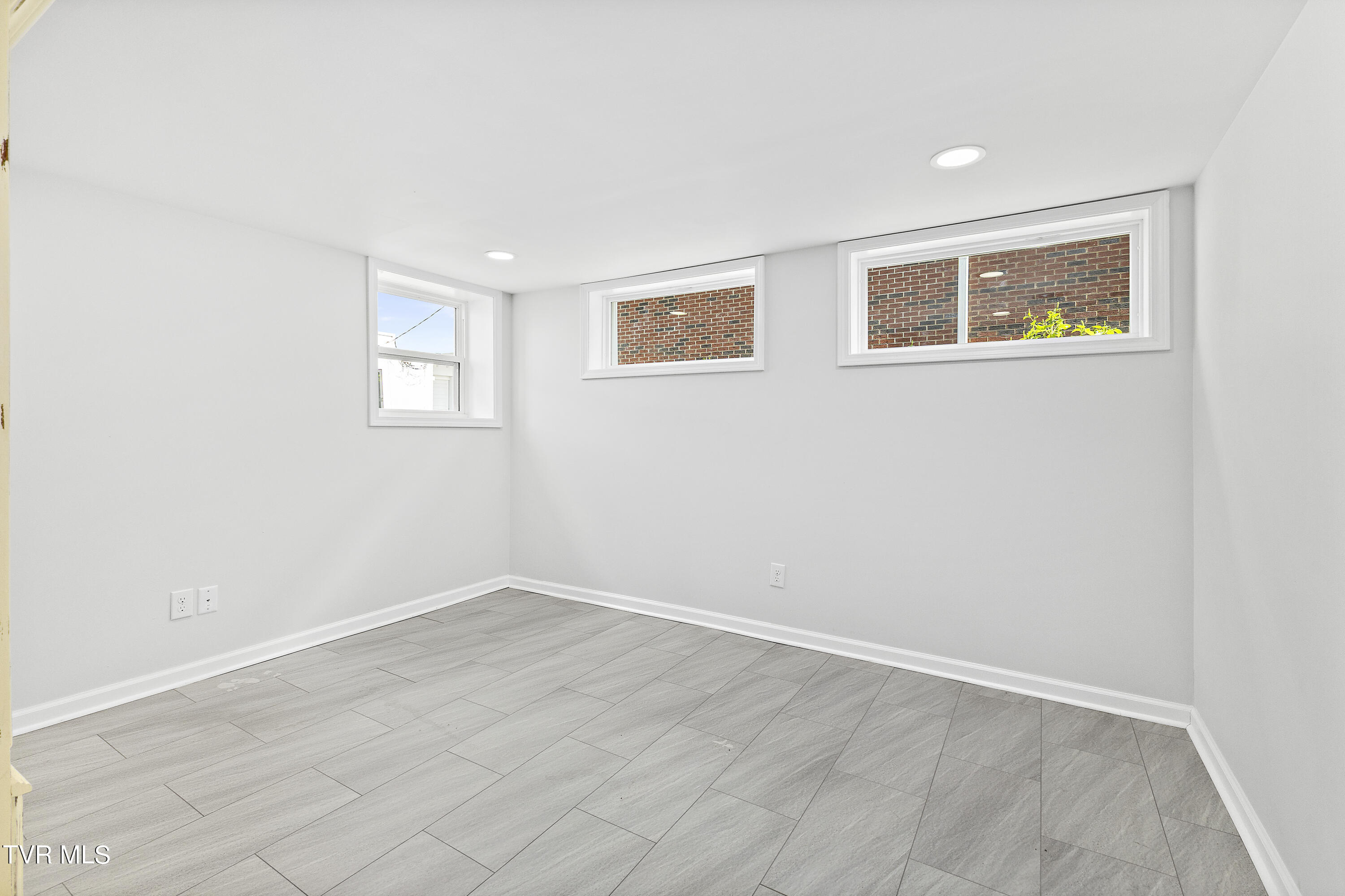 630 Broad Street, Unit 2 Bristol, TN 37620 - Photo 6 of 32 128A1247