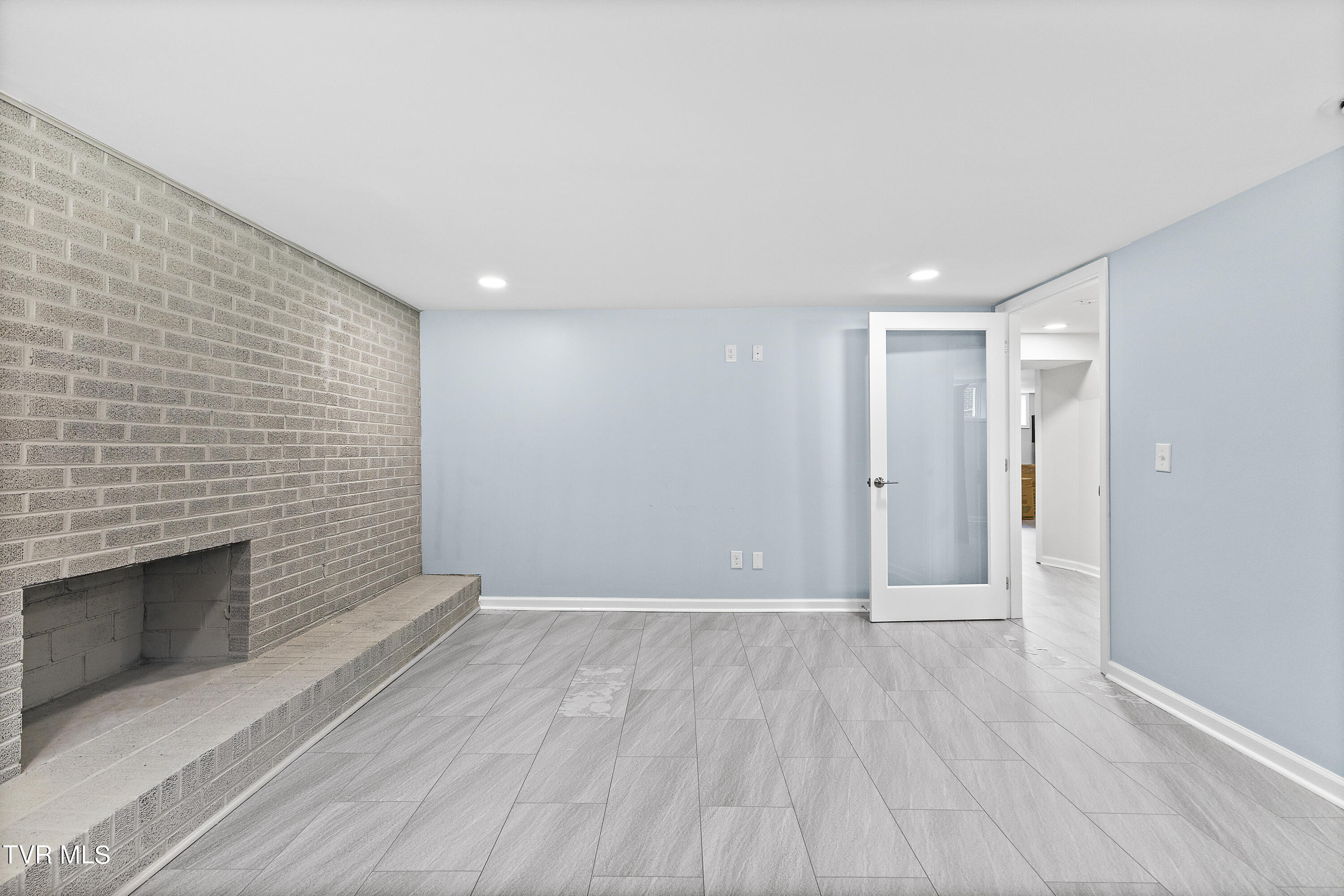 630 Broad Street, Unit 2 Bristol, TN 37620 - Photo 7 of 32 128A1244