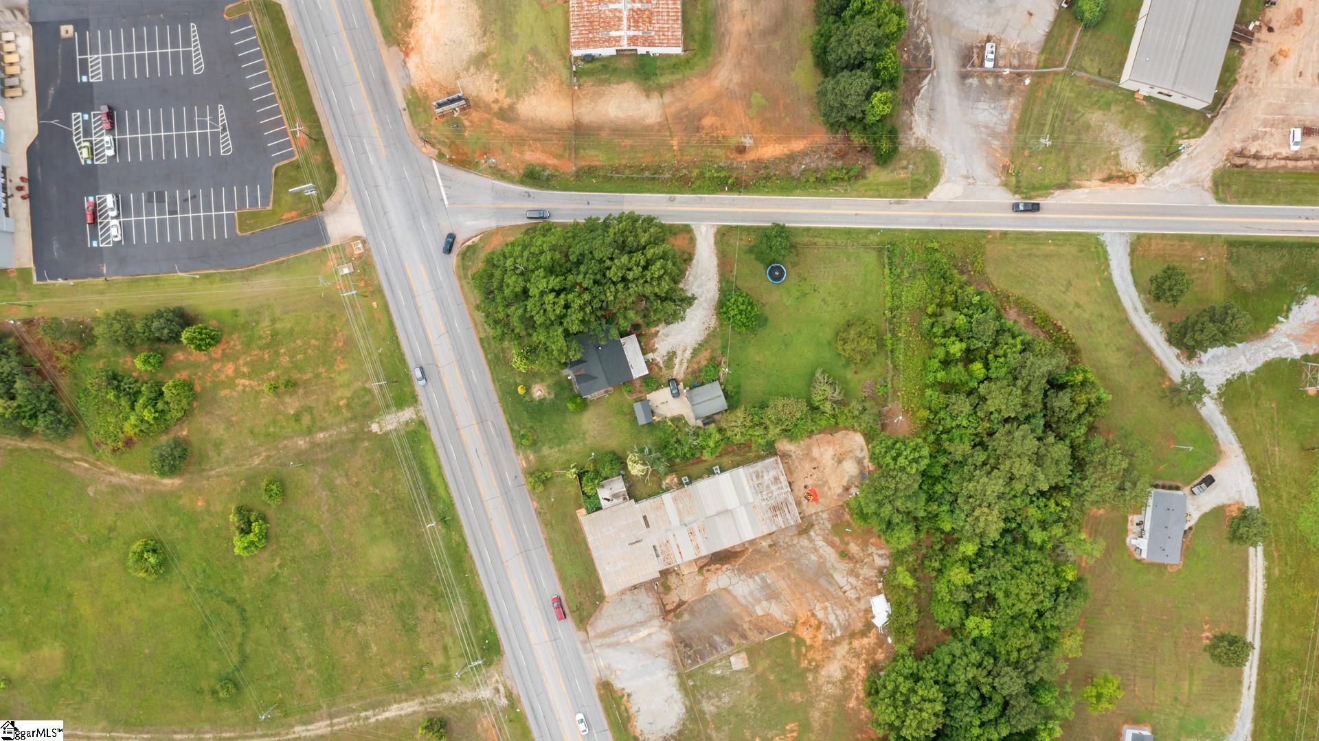 1301 Old Airport Road Laurens, SC 29360 - Photo 15 of 21