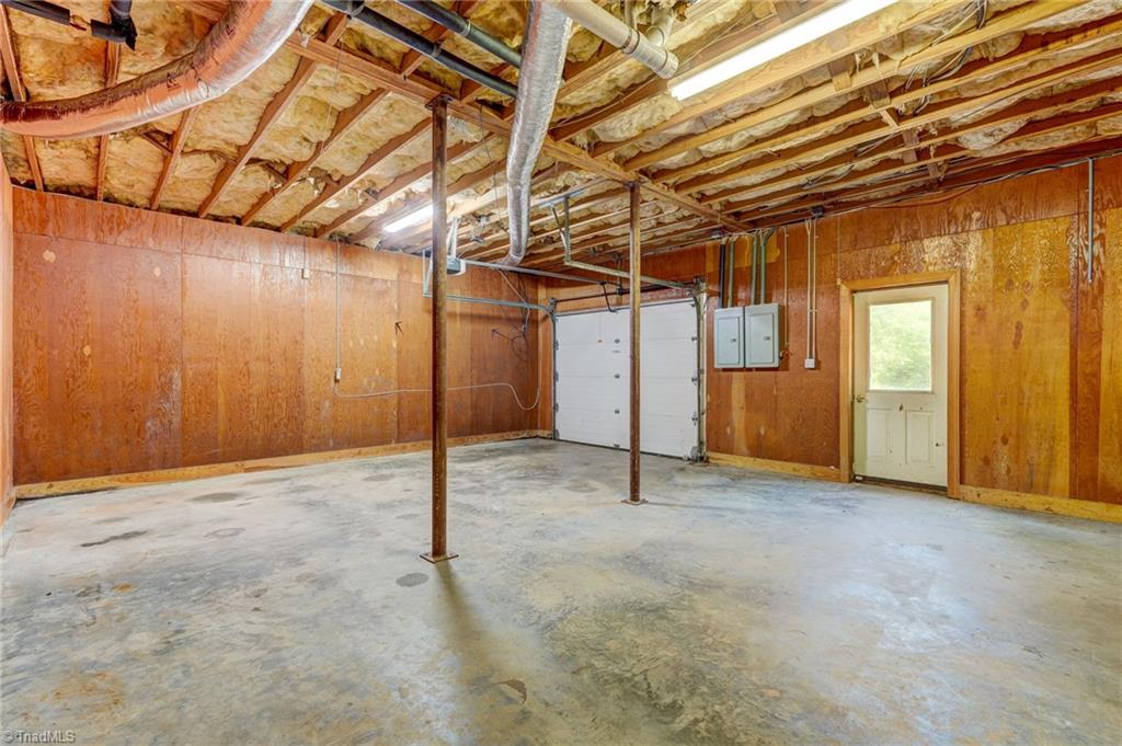 1406 Gibbs Road Reidsville, NC 27320 - Photo 36 of 50