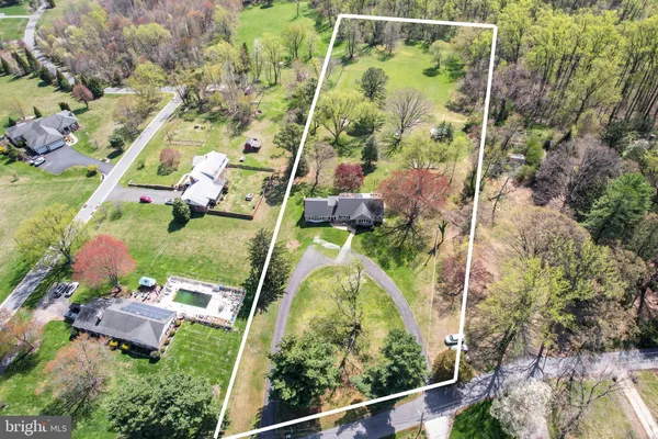 $739,000 | 11501 Cedar Lane, Kingsville, MD 21087