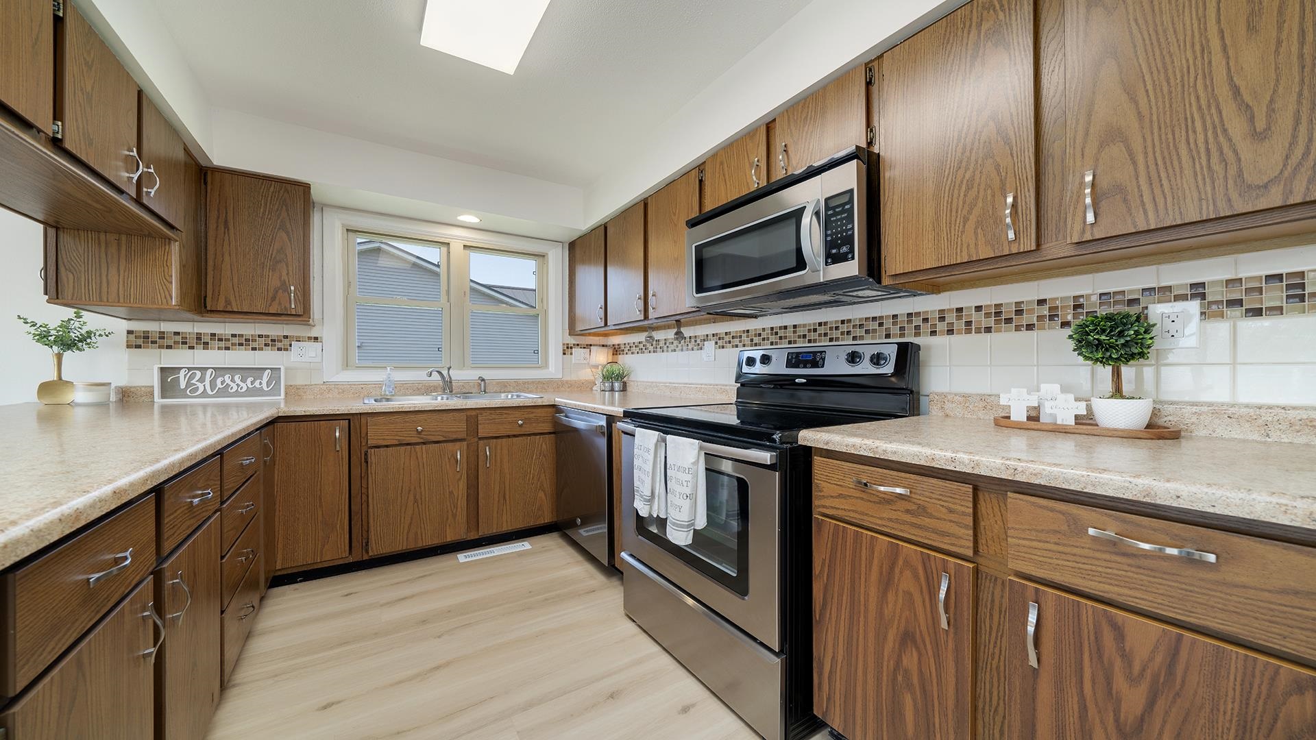 1320 Lake Summerset Road Davis, IL 61019 - Photo 12 of 44 Gallery Image 12