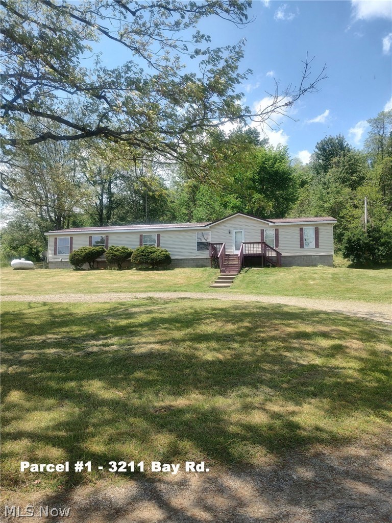 3211 Bay Road Southeast Carrollton, OH 44615 - Photo 1 of 22