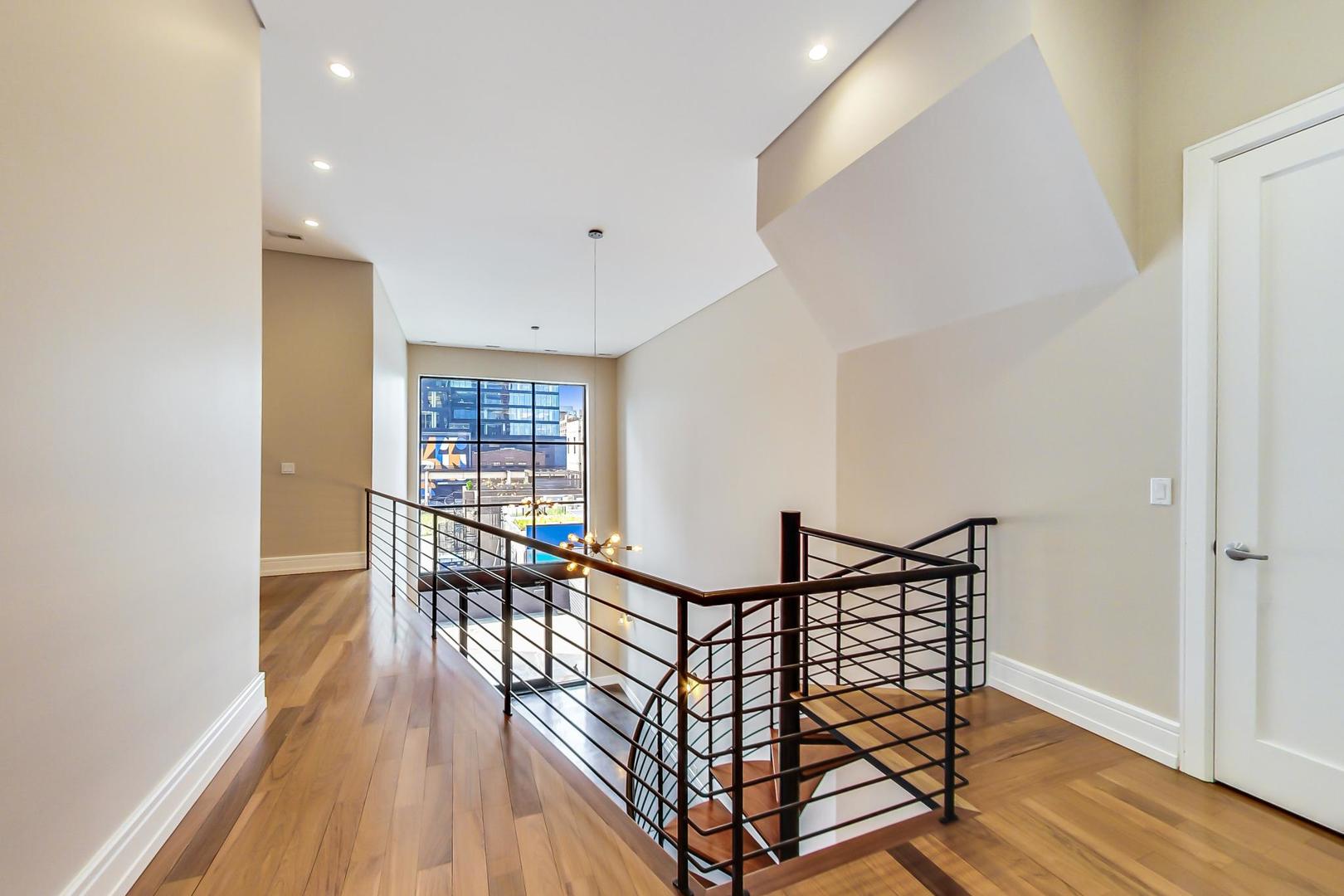 813 West Fulton Market, Unit 2 Chicago, IL 60607 - Photo 21 of 41