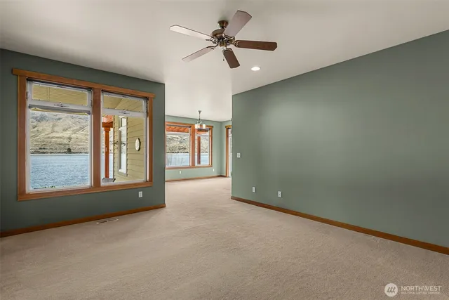 $1,550,000 | 7405 Us Highway, Wenatchee, WA 98801