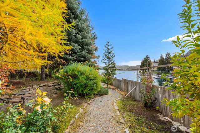 $1,550,000 | 7405 Us Highway, Wenatchee, WA 98801