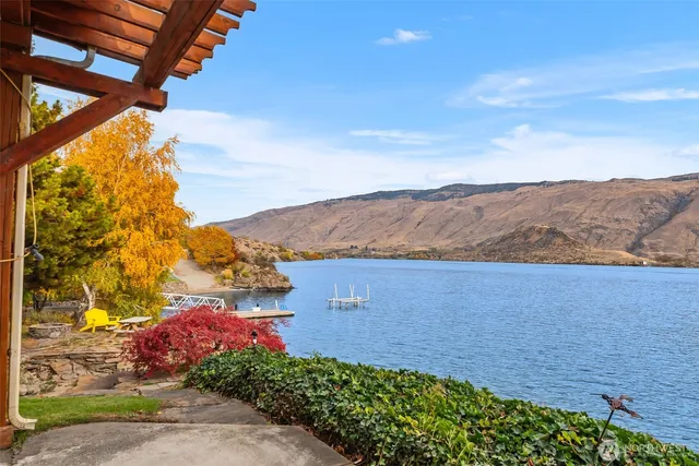 $1,550,000 | 7405 Us Highway, Wenatchee, WA 98801