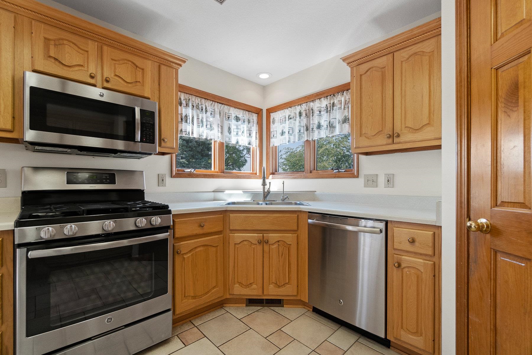 11708 Redding Drive Fort Wayne, IN 46814 - Photo 11 of 35