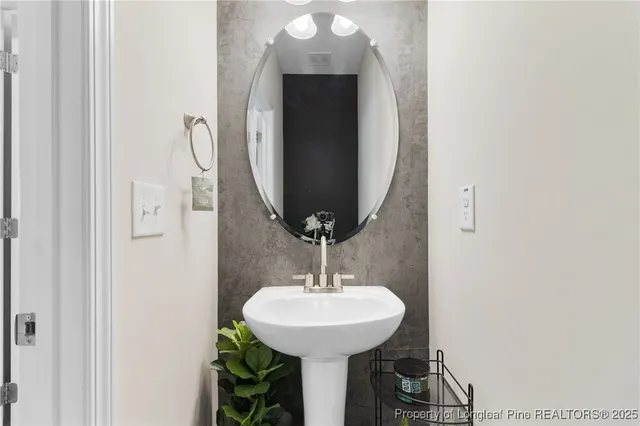 $364,999 | 199 Winnsboro Road, Raeford, NC 28376