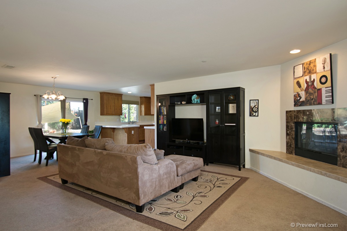 9746 Sierra Madre Road Spring Valley, CA 91977 - Photo 4 of 25