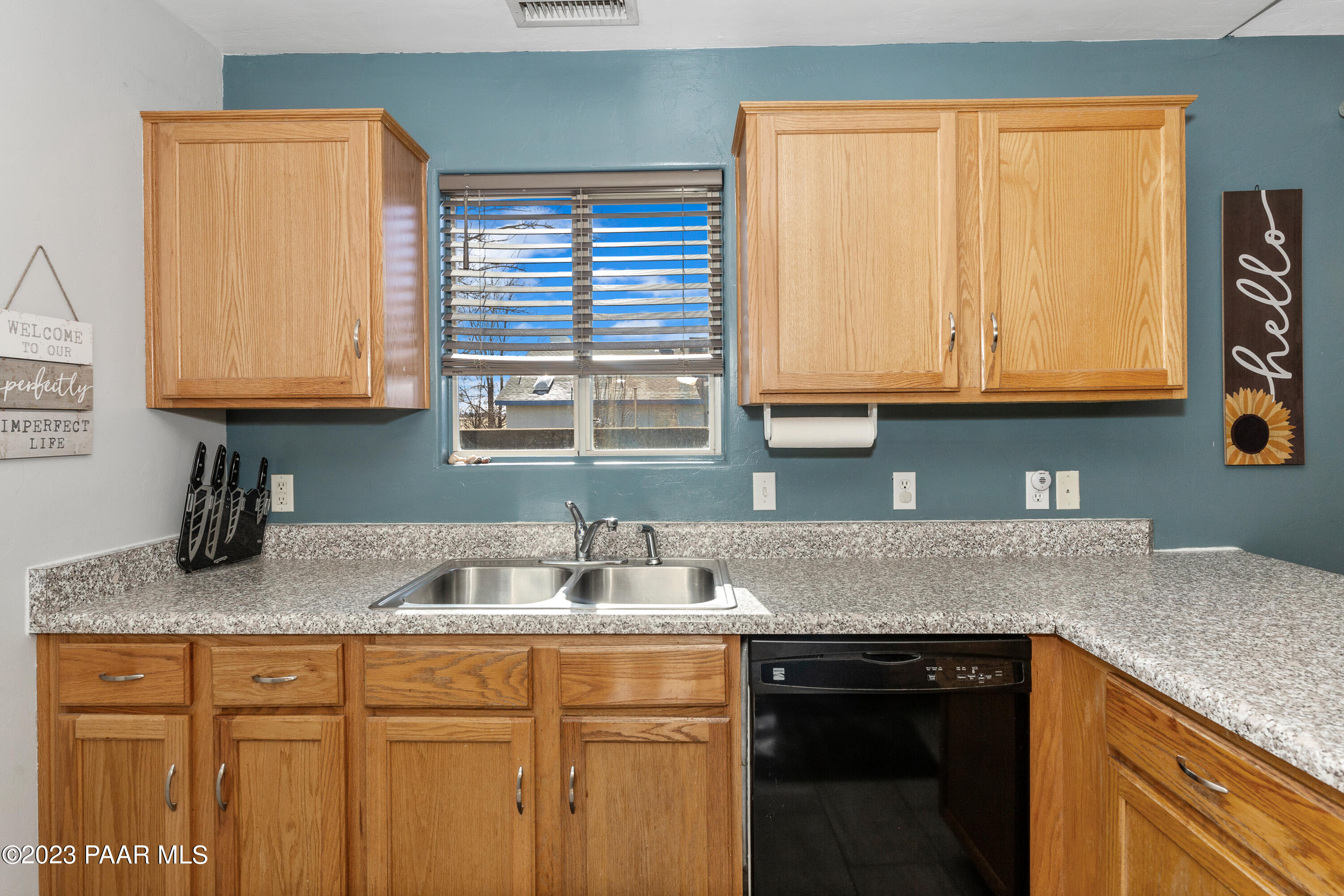 7131 East Silverlode Drive Prescott Valley, AZ 86314 - Photo 13 of 32 013_Kitchen