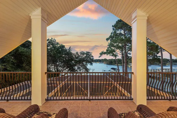 $3,299,000 | 700-702 Beach Drive, Destin, FL 32541