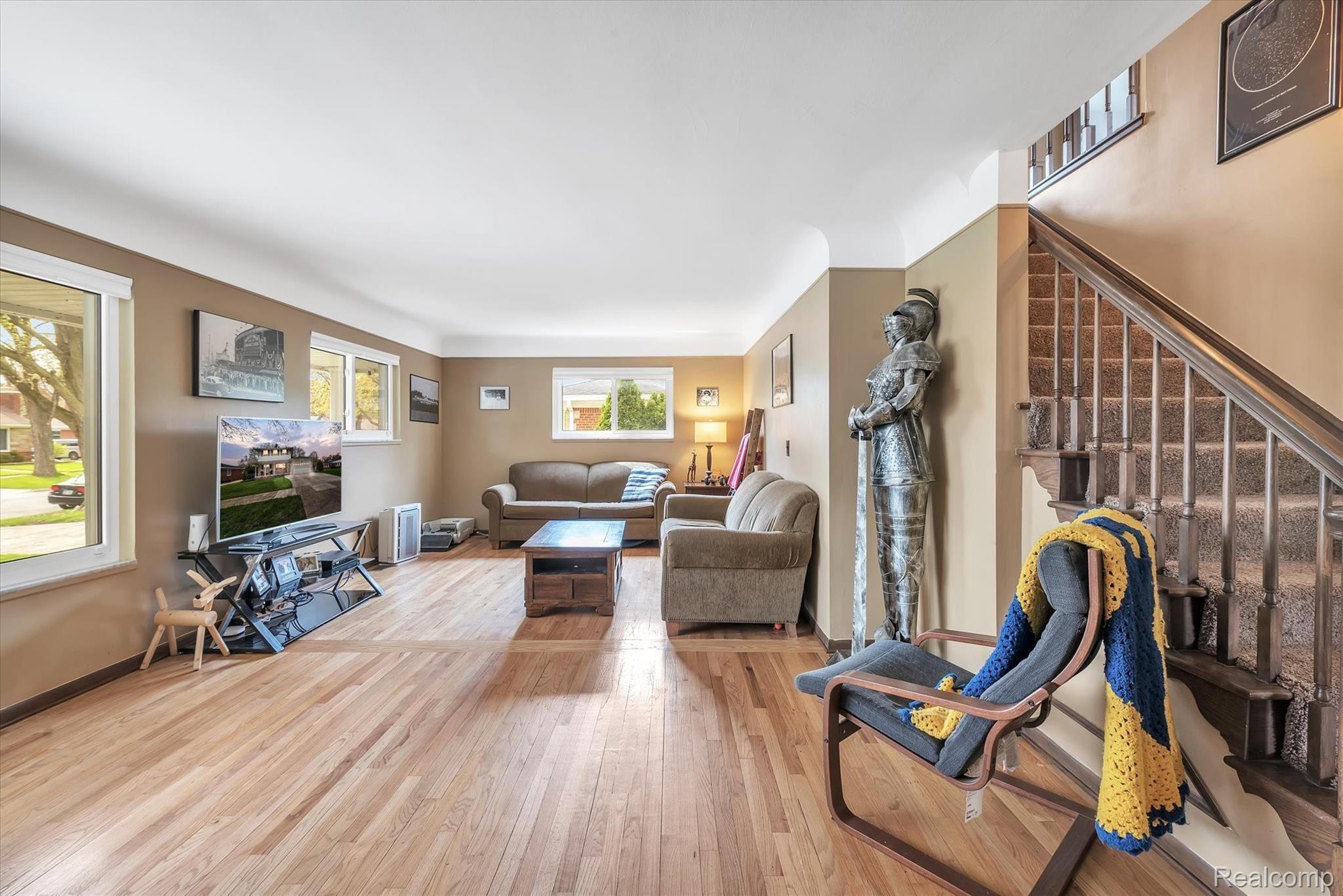 9620 Reeck Road Allen Park, MI 48101 - Photo 7 of 61 07-9620-Reeck-Rd-WindowStill-Real-Estate-Photography-7.jpg