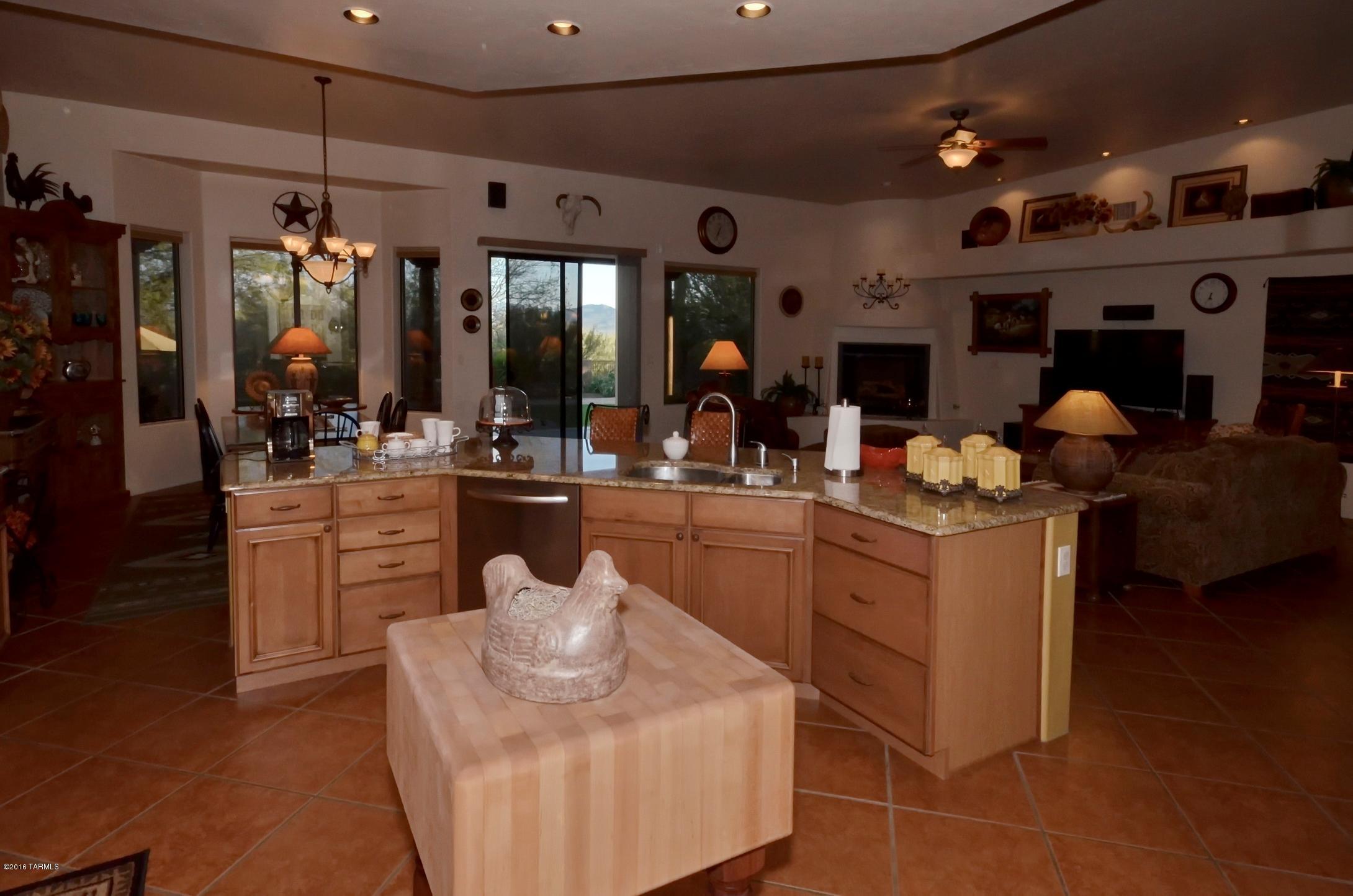 4875 West Oasis Road Tucson, AZ 85742 - Photo 10 of 36 Gallery Image 10