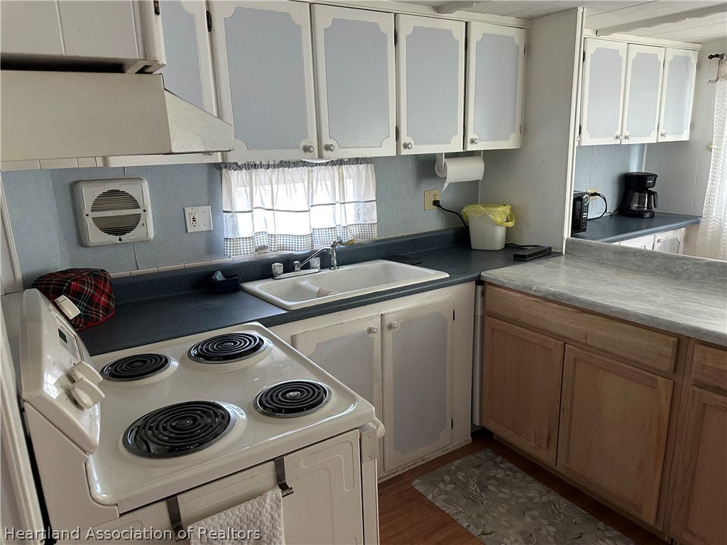 2724 Desoto Road Sebring, FL 33870 - Photo 10 of 15 Gallery Image 10