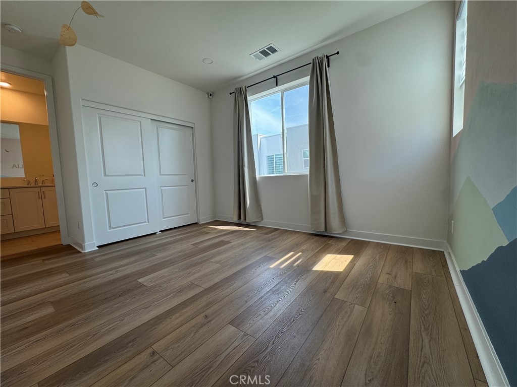 106 Restore Irvine, CA 92618 - Photo 13 of 33