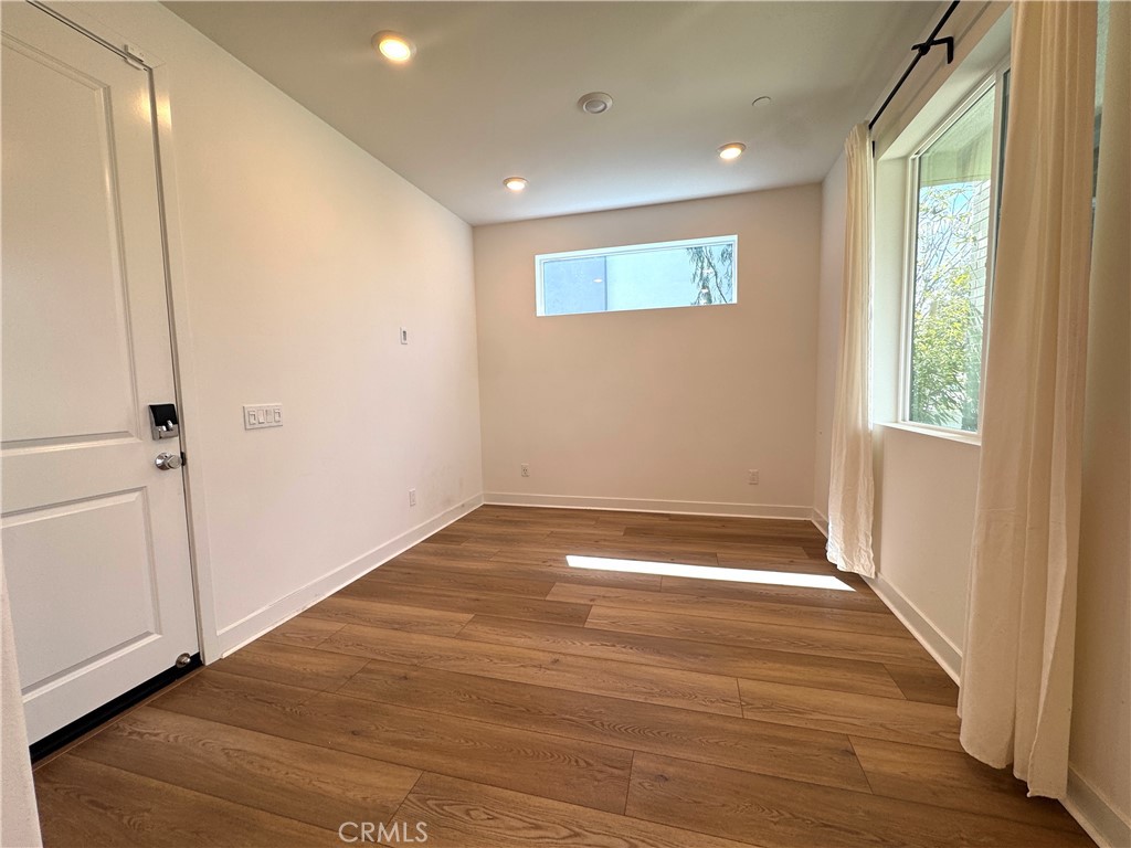 106 Restore Irvine, CA 92618 - Photo 15 of 33 Office