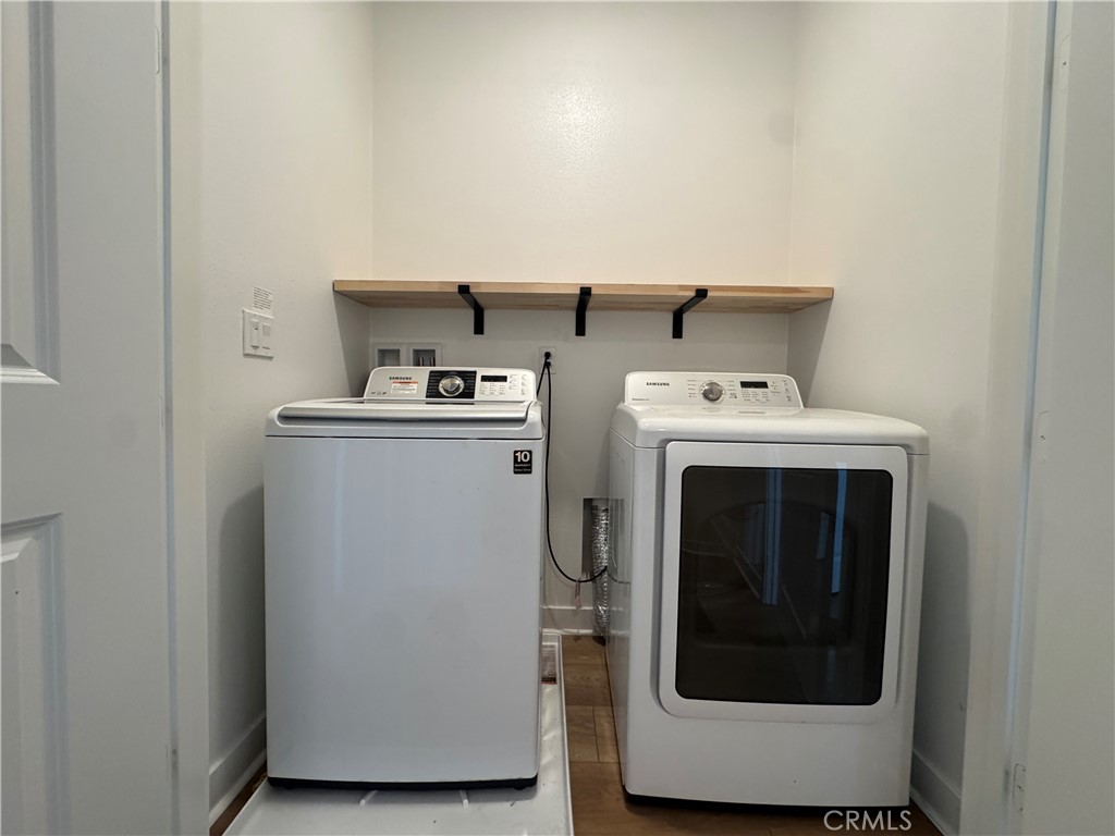 106 Restore Irvine, CA 92618 - Photo 18 of 33 laundry