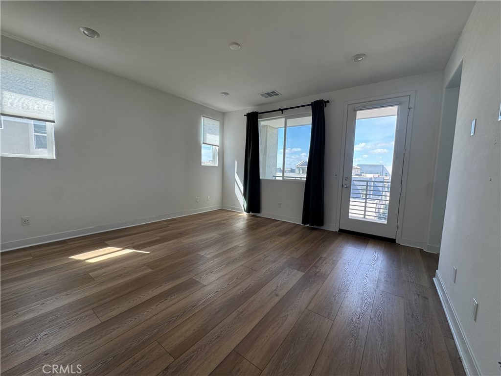 106 Restore Irvine, CA 92618 - Photo 8 of 33 primary bed