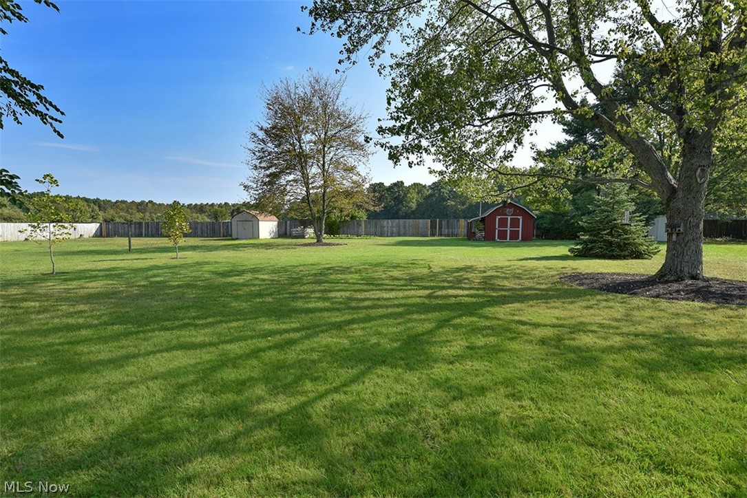 8795 Root Road North Ridgeville, OH 44039 - Photo 4 of 27 Gallery Image 4