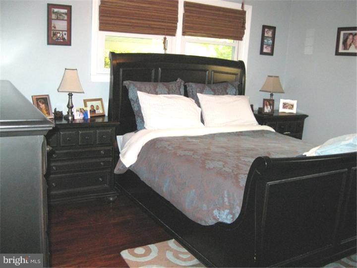 33 Pemberton Vincentown Road Pemberton, NJ 08068 - Photo 8 of 21 Bedroom