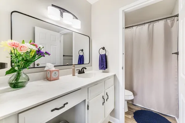 $259,900 | 200 Sanders Ferry Road, Unit 2210, Hendersonville, TN 37075