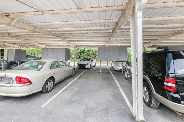 $259,900 | 200 Sanders Ferry Road, Unit 2210, Hendersonville, TN 37075