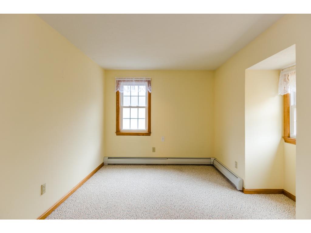 27 Naticook Road Merrimack, NH 03054 - Photo 22 of 28