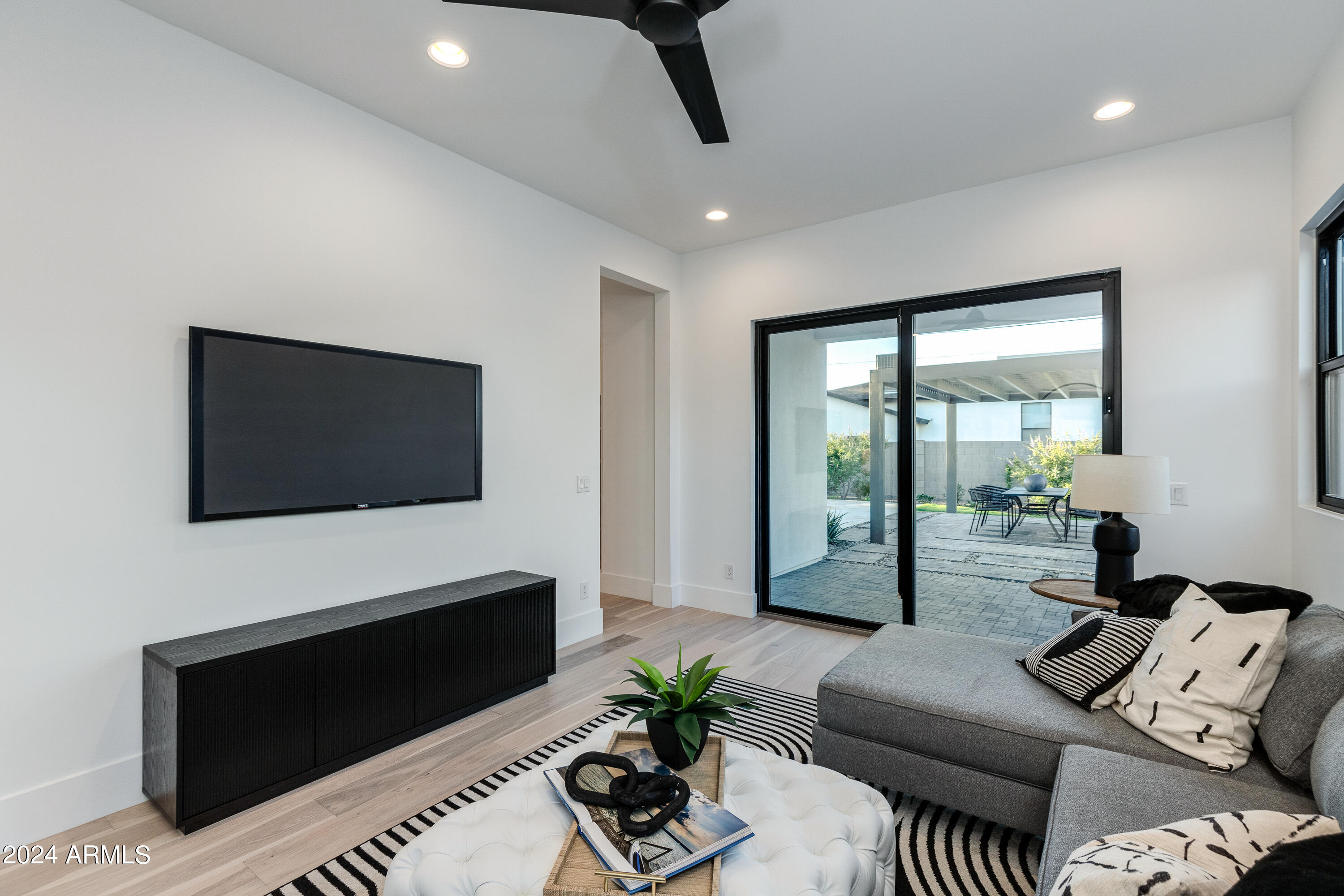 2802 East Pierson Street Phoenix, AZ 85016 - Photo 14 of 25 49-Pierson